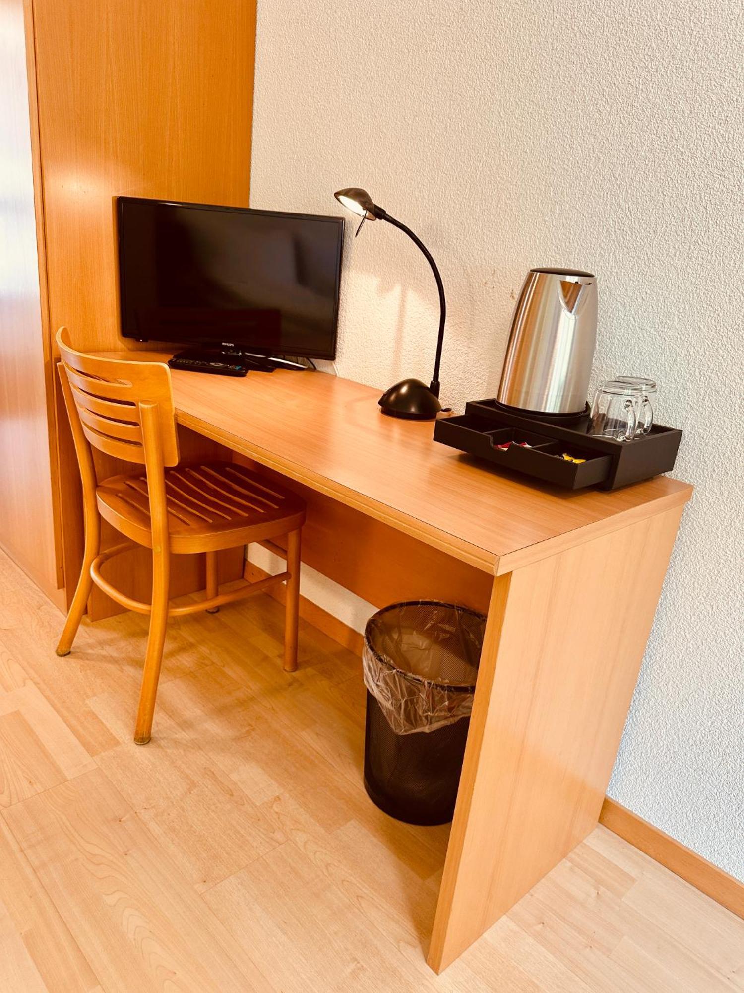 Hotel Rebstock マイリンゲン エクステリア 写真